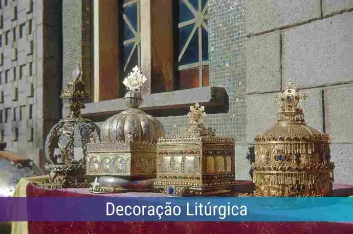 Locação de Decoração Litúrgica